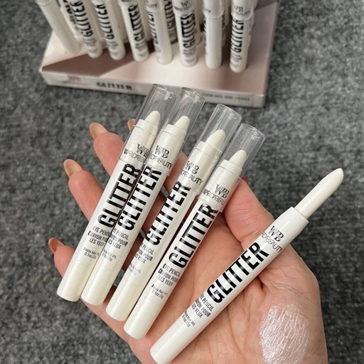 مداد چشم درخشان (Glitter Eye Pencil) برند: Warda Beauty (WB)